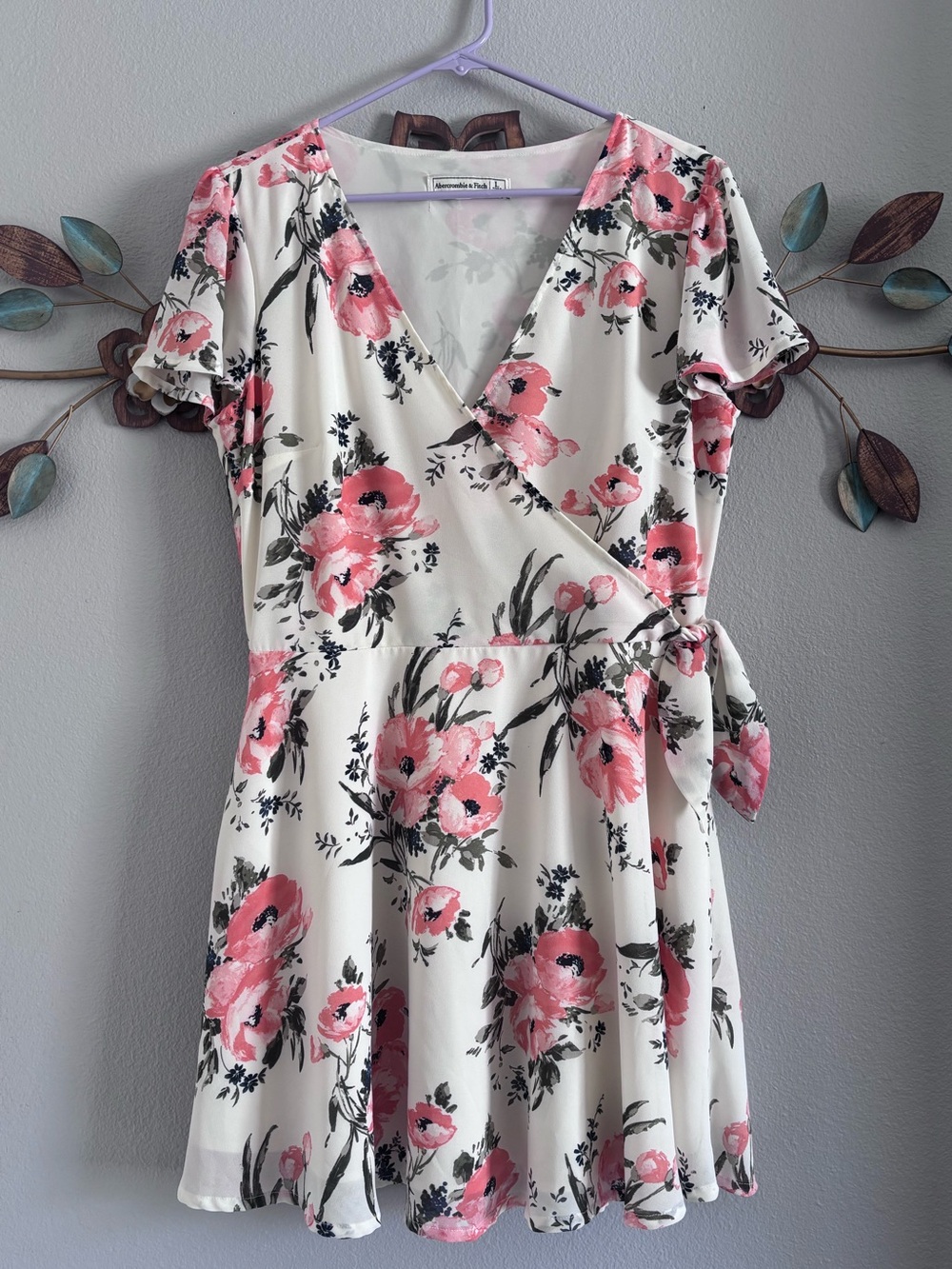 Abercrombie & Fitch Floral Wrap Dress White with Pink Floral